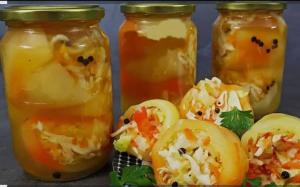 Перец фаршированый овощами